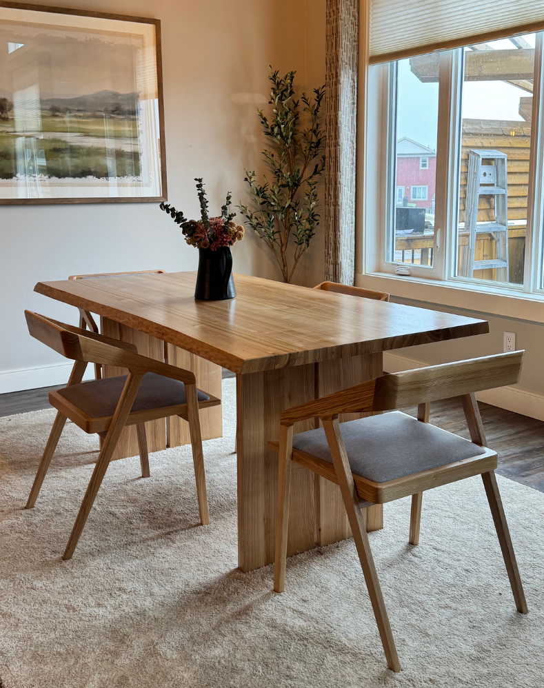 mega-menu-143384-dining-room-2-1622133468.png